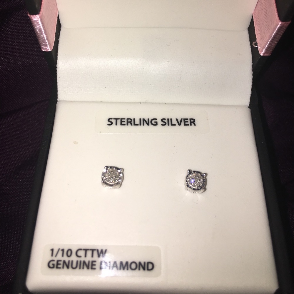 Sterling Silver 1/10 ct diamond earrings